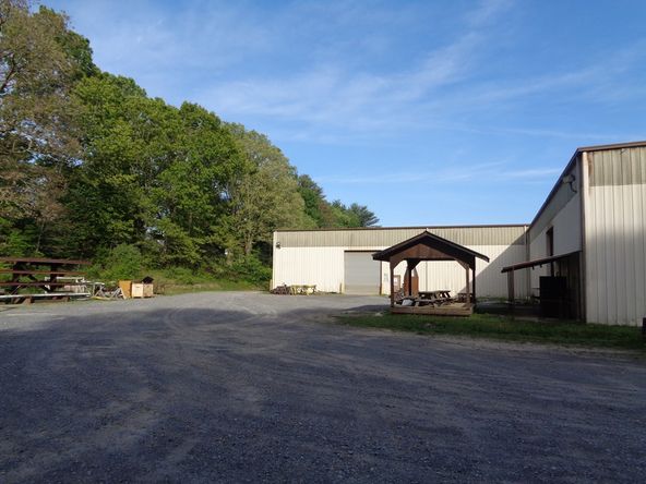 157 Willis Ave, Crab Orchard, WV 25827